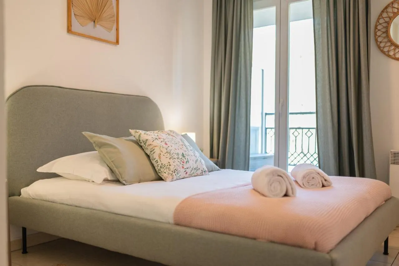 Appartement Familial, Terrasse, Val Des Castagnins Menton France